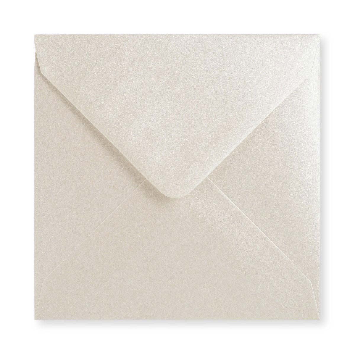 Obálka v barvě ústřice - Diamantová klopa 130x130 mm